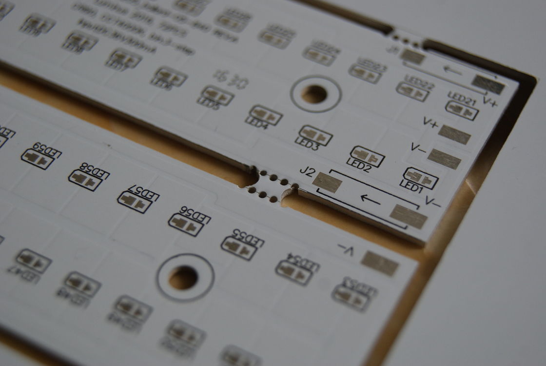 Optimalkan Desain Anda dengan 1200mm Panjang Ventec PCB 0.2-6.0mm Ketebalan Papan